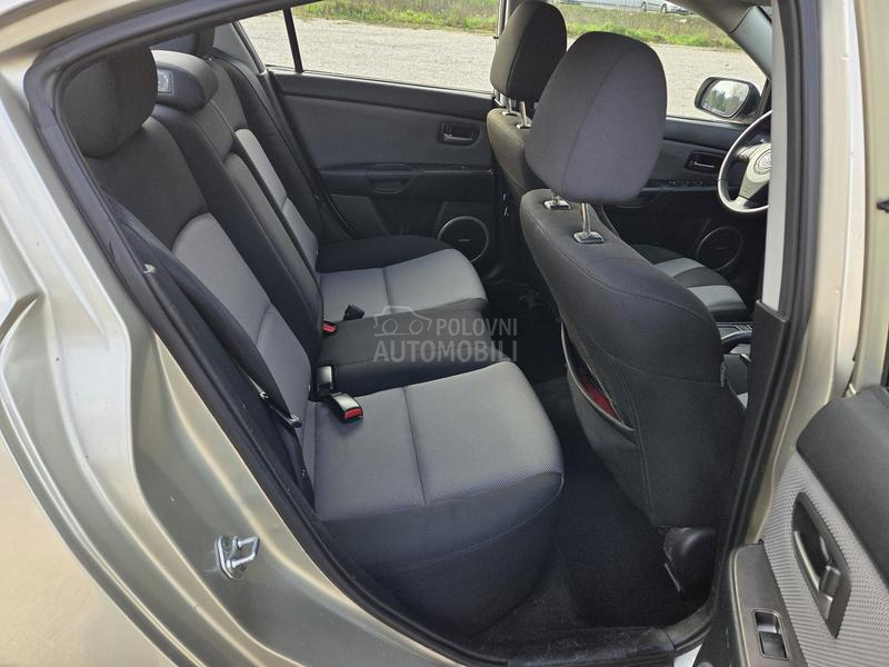 Mazda 3 2.0