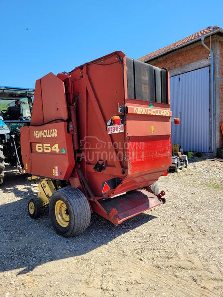 New Holland 654