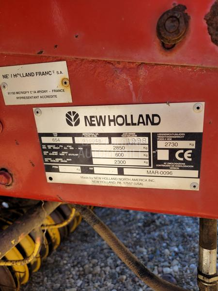 New Holland 654