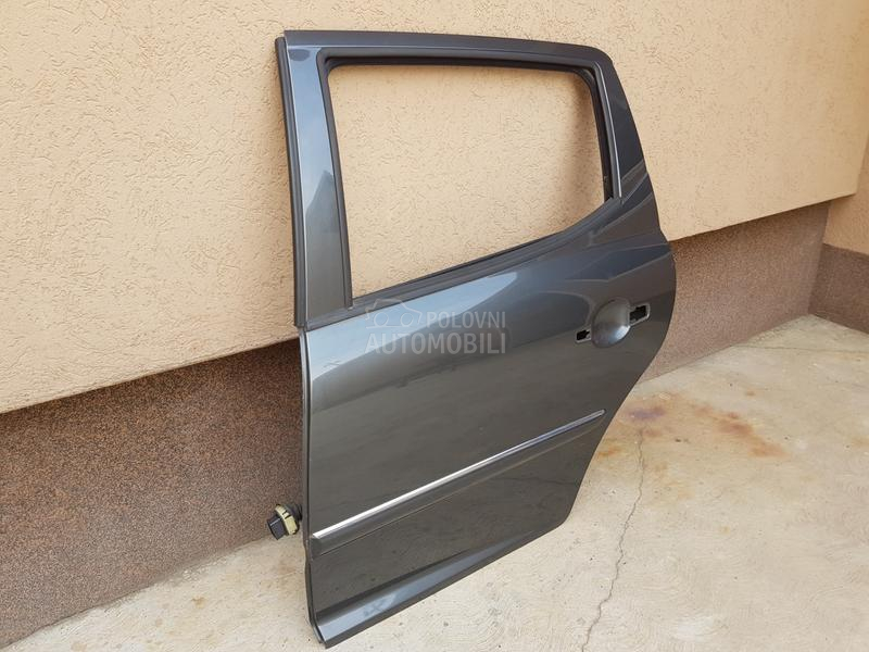 Vrata zadnja leva karavan SW