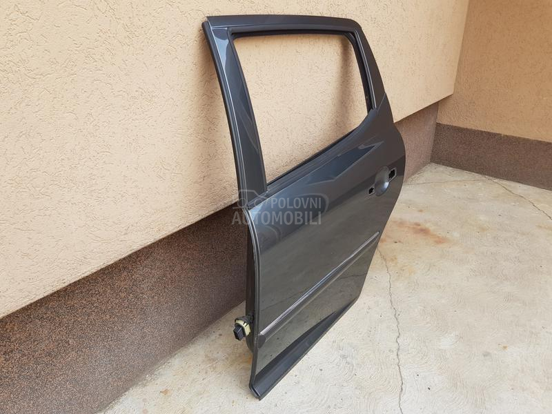 Vrata zadnja leva karavan SW