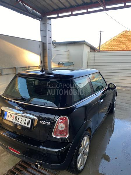 MINI Cooper 