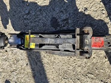 Dizalica za Volkswagen Buba, 183