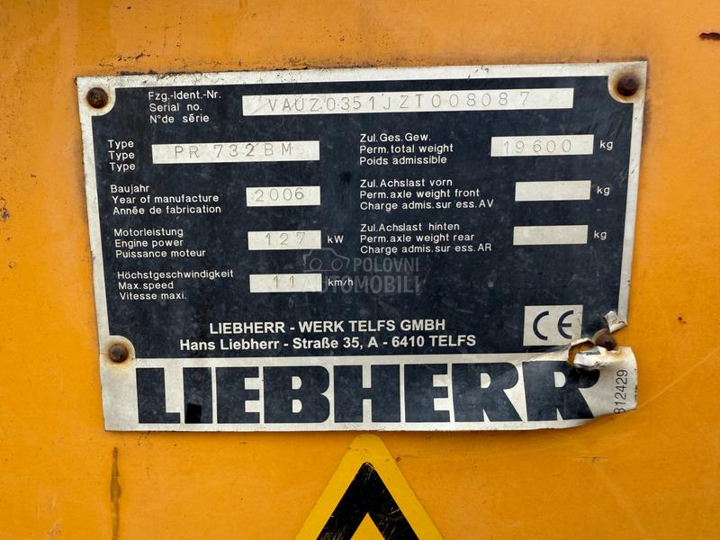 Liebherr 732