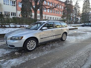 Volvo V50 