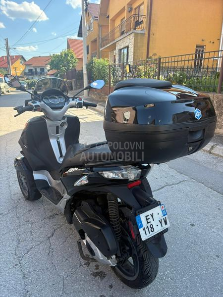 Piaggio mp3 B kategorija