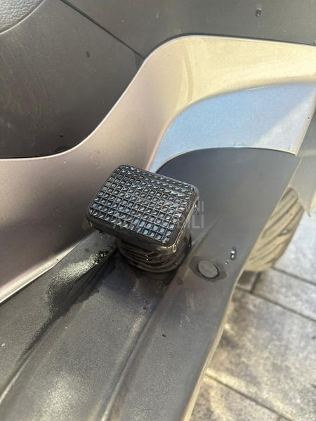 Piaggio mp3 B kategorija