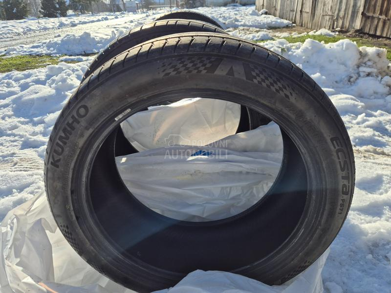 Kumho 225/45 R18 Letnja