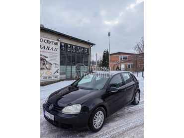 Volkswagen Golf 5 Fabrika