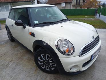 MINI One 1.6// IZ CH NOV //