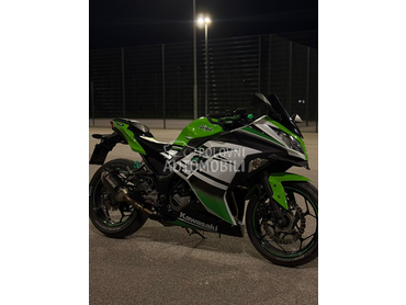 Kawasaki ninja 300
