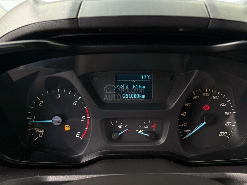 Ford Transit Custom GRI0477