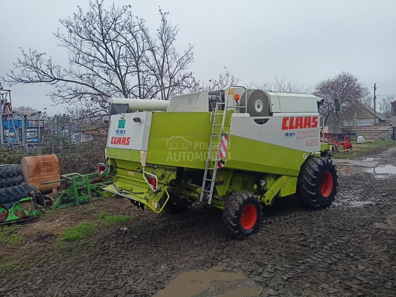 Claas Lexion
