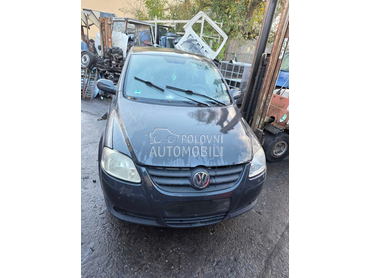 kompletan auto u delovima za Volkswagen Fox od 2005. do 2011. god.