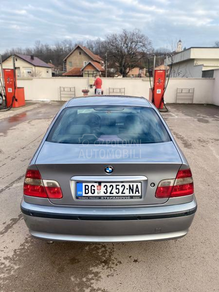BMW 320 