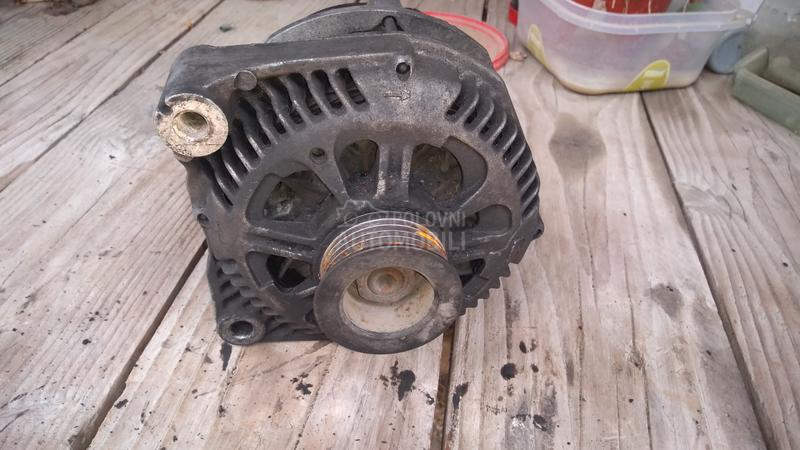 Opel Omega -  kompletan auto u delovima