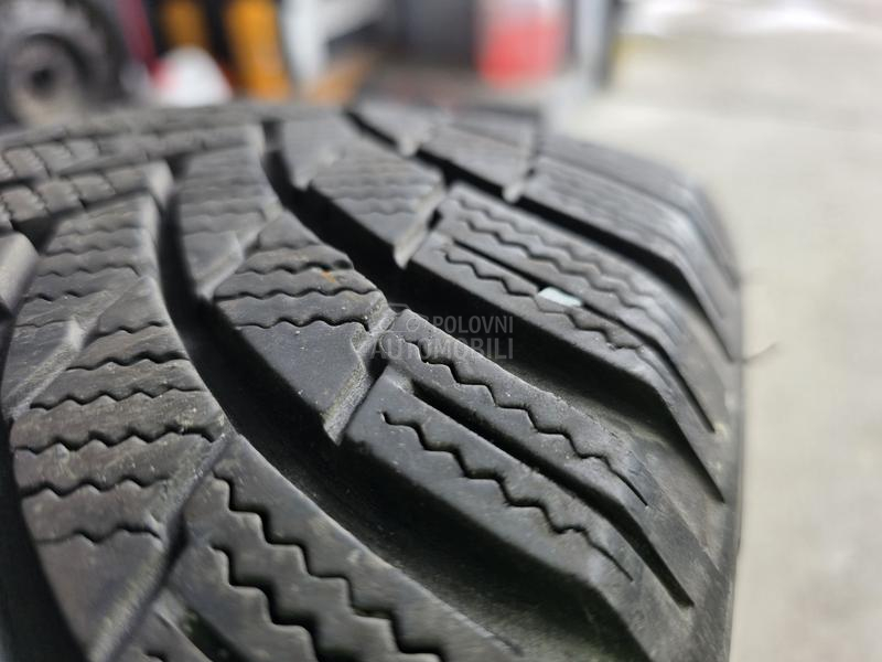 Firestone 195/55 R16 Zimska