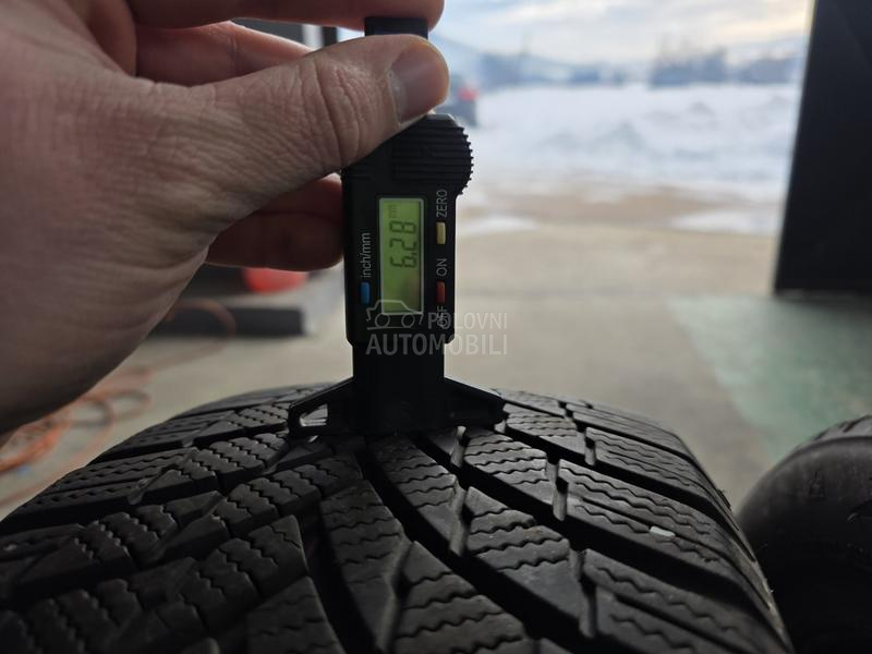 Firestone 195/55 R16 Zimska