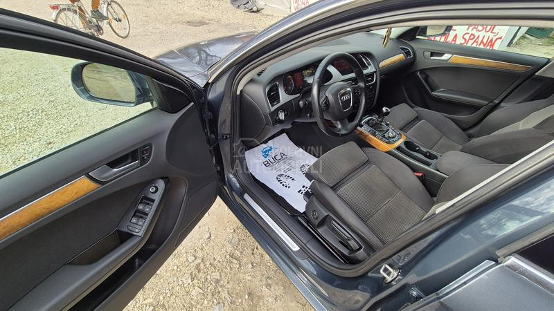 Audi A4 N.A.V.I K.S.E.N.O.N