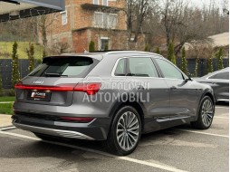 Audi e-tron 50 slika 5