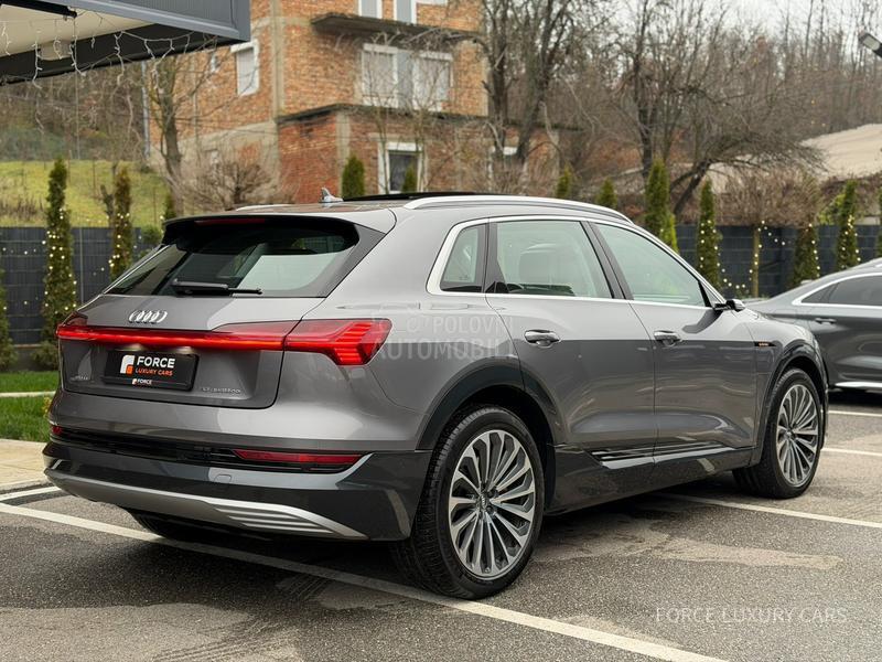 Audi e-tron 50