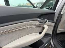 Audi e-tron 50 slika 27