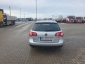 Volkswagen Passat B6 1.6TDI HIGHLINE
