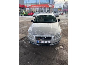 Volvo S80 