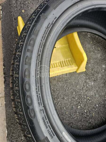 Goodride 215/45 R17 Sve sezone