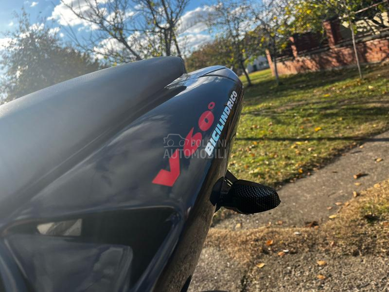 Aprilia RSV Mille 1000