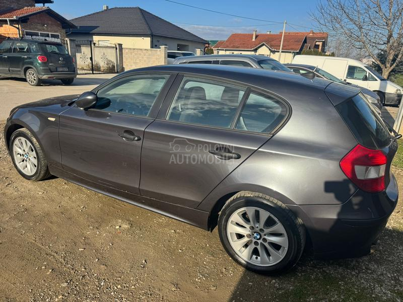 BMW 118 