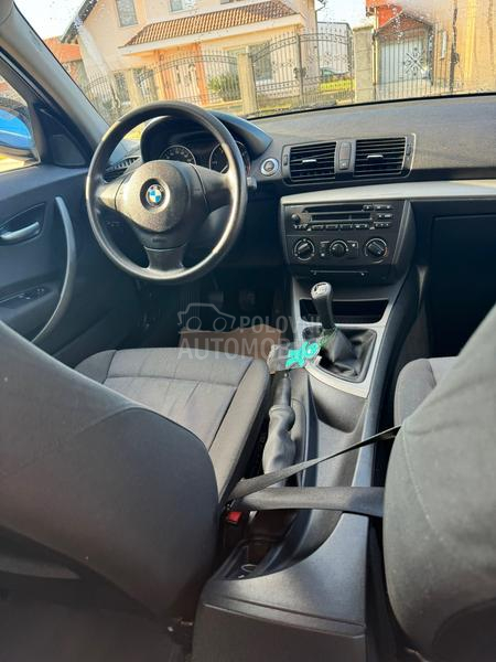 BMW 118 