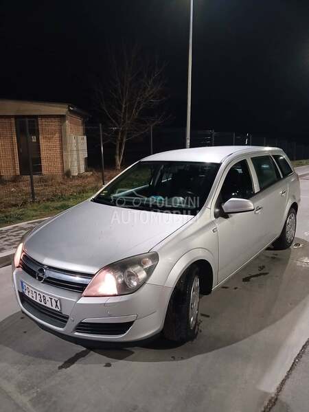 Opel Astra H 