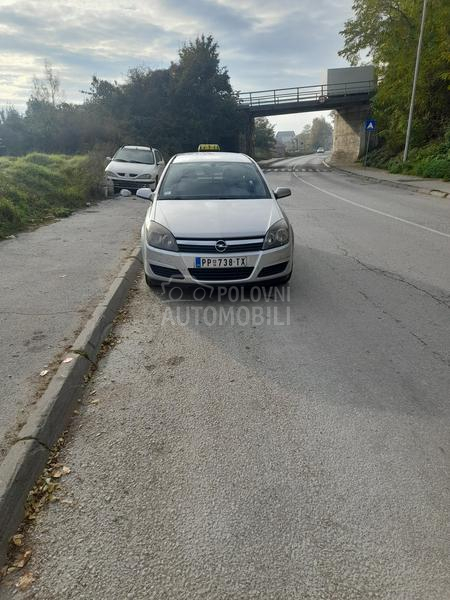 Opel Astra H 