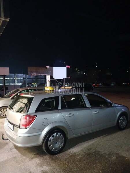 Opel Astra H 