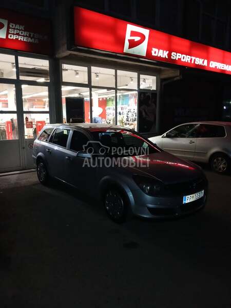 Opel Astra H 