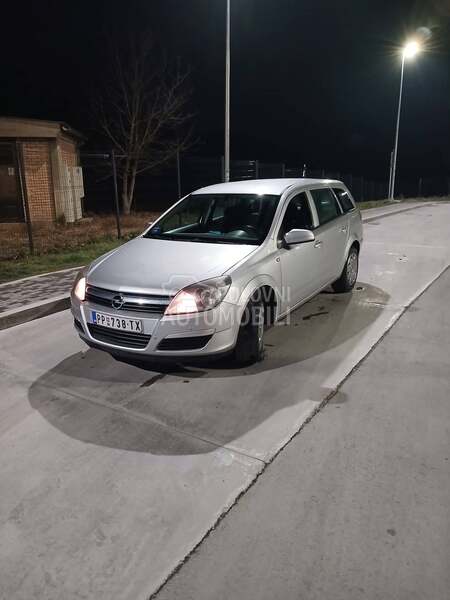 Opel Astra H 