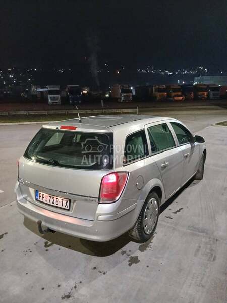 Opel Astra H 