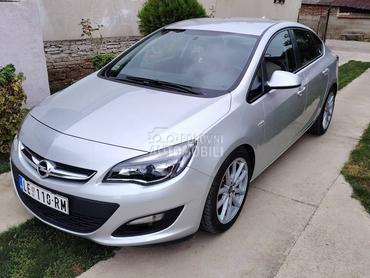 Opel Astra J 1.4 Turbo