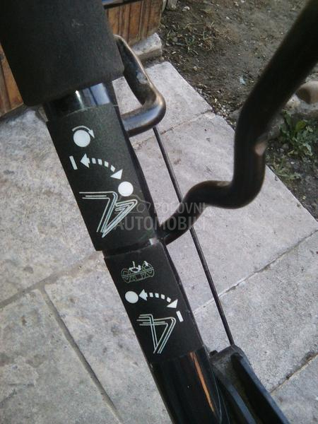 Mercedes Benz snego cistac