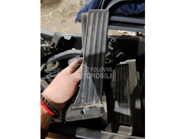 pedala gasa e81 e82 e87 za BMW Serija 1 od 2003. do 2011. god.