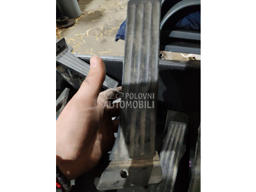 pedala gasa f10 f11 za BMW Serija 5 od 2010. do 2015. god.