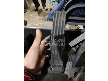 pedala gasa f30 f31 za BMW Serija 3 od 2012. do 2015. god.