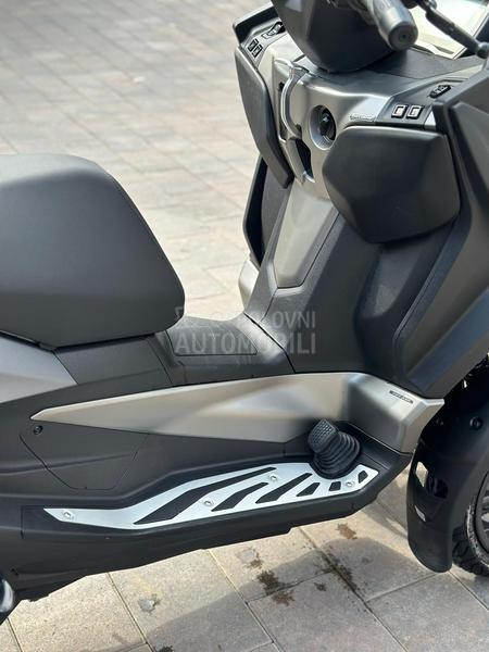 Piaggio MP3