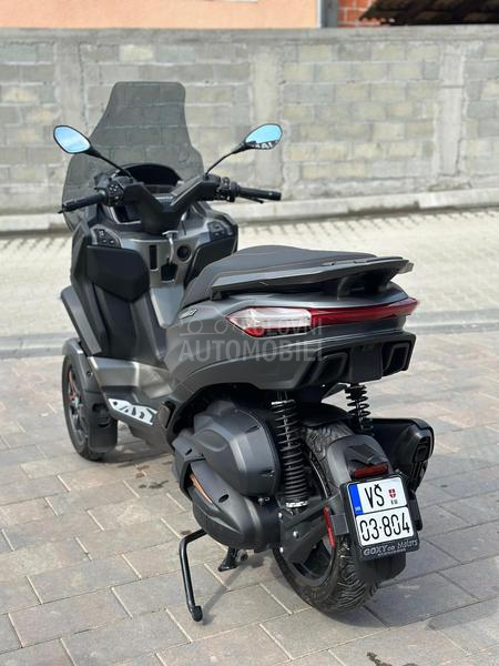 Piaggio MP3