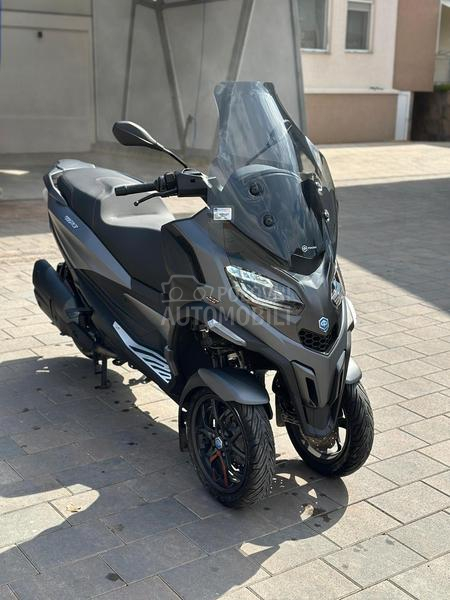 Piaggio MP3