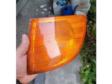 Migavac levi za Mercedes Benz Viano