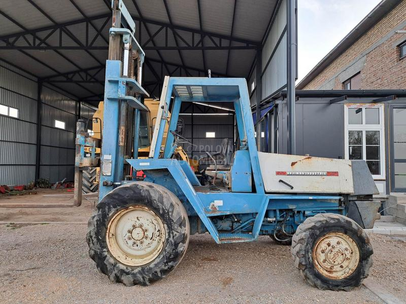 Massey Ferguson MF 4x4 / 7m
