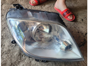 Desni far za Lancia Phedra