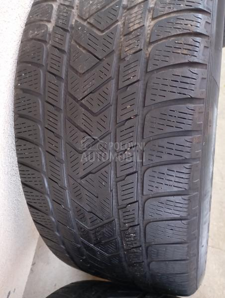 Pirelli 285/45 R20 Zimska